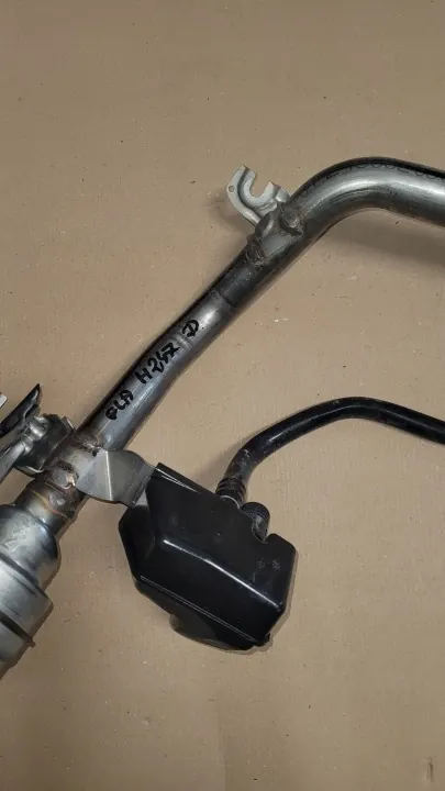 Mercedes GLA H247 AdBlue tankvulpijp OEM image 3