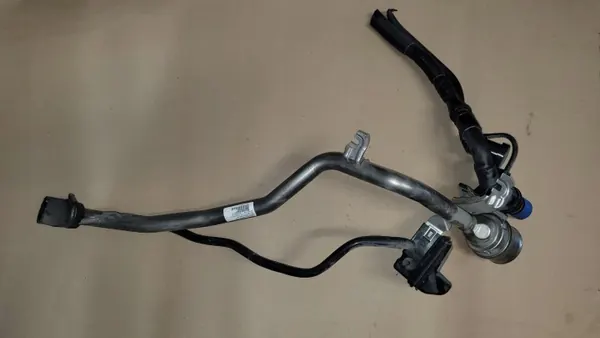 Mercedes GLA H247 AdBlue tankvulpijp OEM image 5