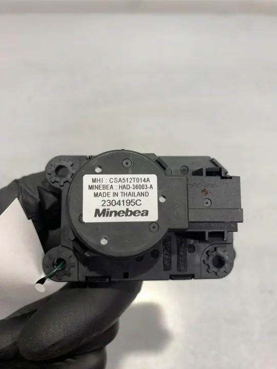 Mitsubishi Outlander tuuletusläppä OEM FBZ18483 image 4