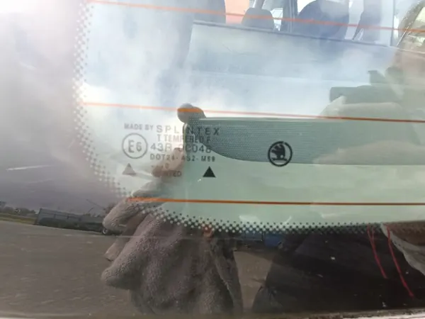 SKODA OCTAVIA I Bakruta - OEM Del image 3