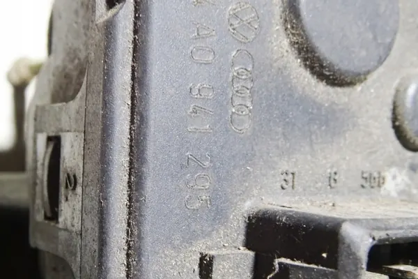 Scheinwerfer-Niveau-Regelmotor Audi A6 4A0941295 image 3