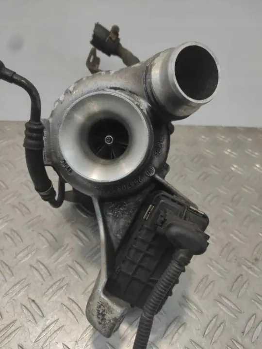 Turbo BMW 1 (E81) 7800594C 2.0L 105kW 2007 image 4