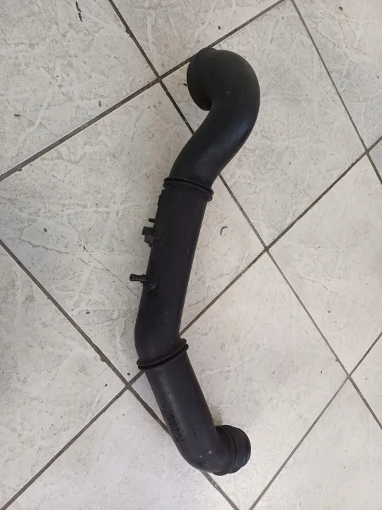 Intercooler-kaasuputki OEM 31101214 Volvolle image 3