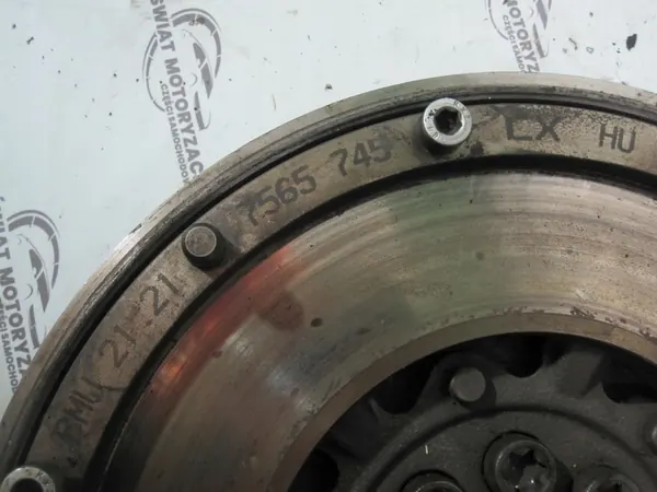 BMW X3 3 5 2.0 D Kaksimassavauhtipyörä 7565745 image 4