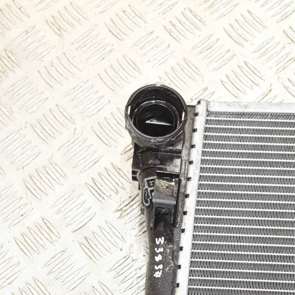 Mercedes-Benz E A207 2015 Koelradiator image 5