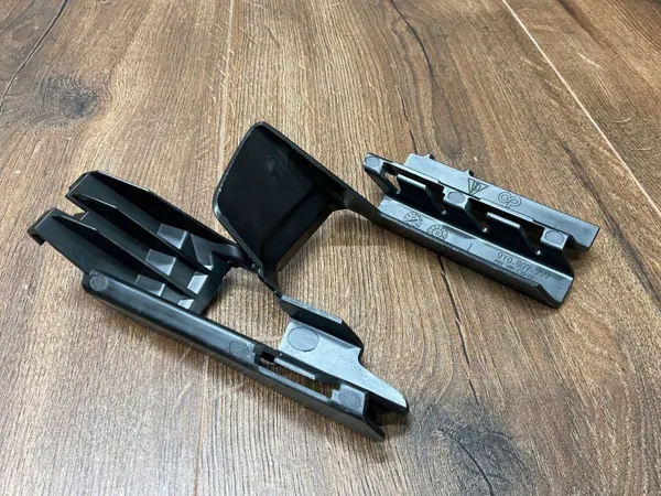 Guia de ar para-choques dianteiro esquerdo OEM 9Y0807959 image 10