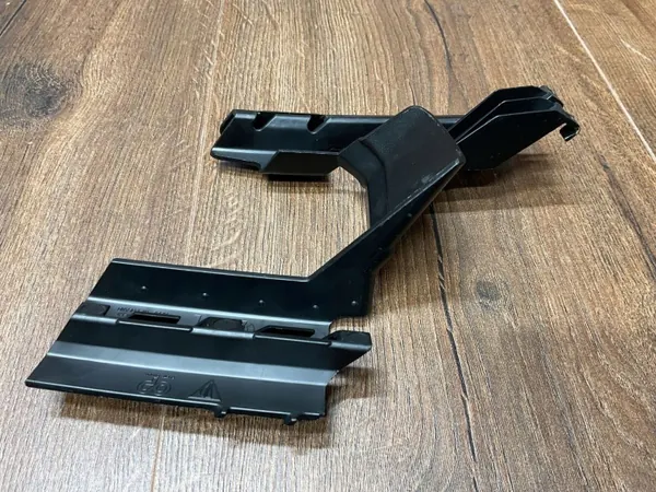 Guia de ar para-choques dianteiro esquerdo OEM 9Y0807959 image 8