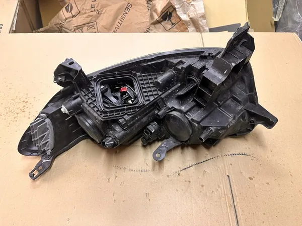 LED-LINSSI RENAULT KADJAR 260104607R image 5