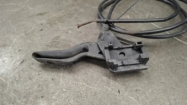 Konepellin avauskaapeli OEM 218186591 Opel Zafira B:lle image 3