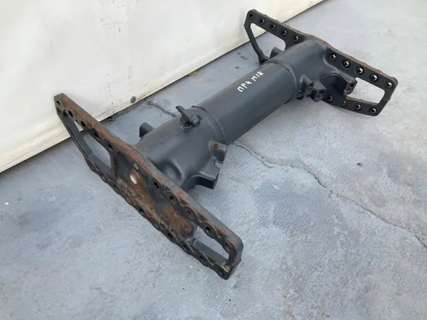 Mercedes Actros MP4 lufttankbalk OEM 9603120925 image 3