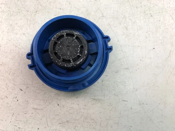 Brandstofdop OEM 17376058 voor VW Golf Plus 2007 image 3