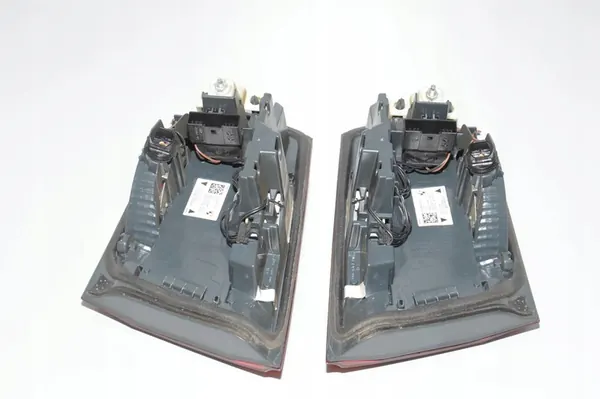Luz trasera LED BMW Serie 3 LCI OEM 63217369119 image 5
