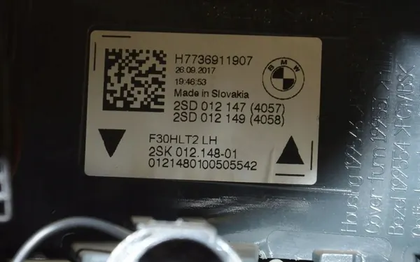 Luz trasera LED BMW Serie 3 LCI OEM 63217369119 image 8