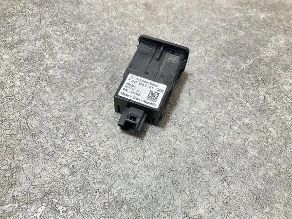 USB-Modul OEM A2478200101 für Mercedes-Benz 2.1L Diesel image 4