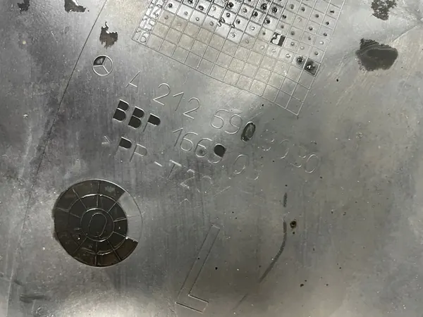 MERCEDES W212 12-16 Passaruota anteriore sinistro A2126903030 image 2