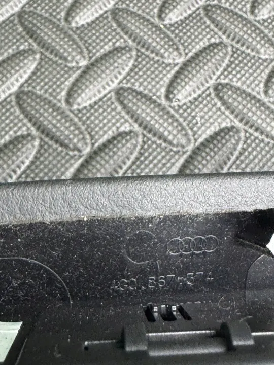 Reposabrazos puerta trasera derecha OEM 4G0867374 Audi A6 C7 image 6