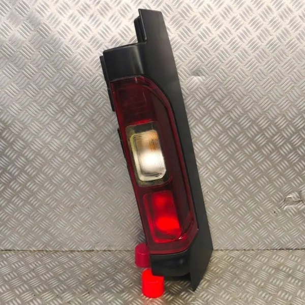 Oikea Takavalo OEM 93450970 Renault Traficille image 2