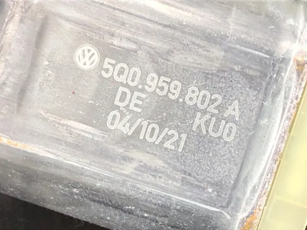 OEM 5Q0959802A Régulateur Vitre Avant Droit Skoda Octavia image 5