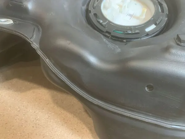 Brandstoftank BMW X3 G01 OEM 8481589 - Gebruikt image 3