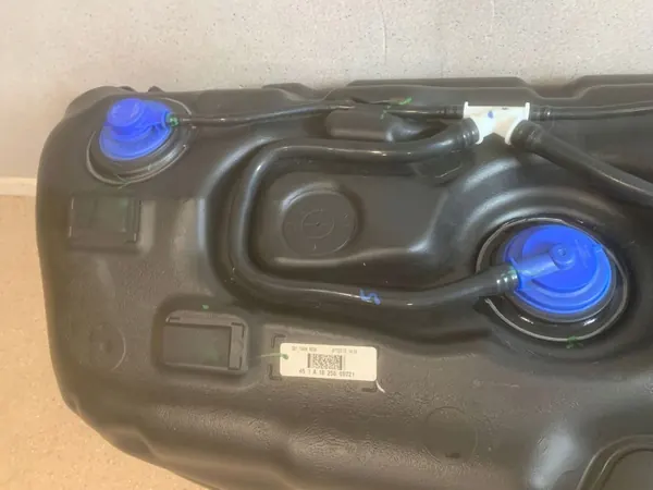 Brandstoftank BMW X3 G01 OEM 8481589 - Gebruikt image 8