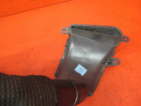 JAGUAR XF XFR X250 5.0 V8 Ilmansuodattimen Kotelo Oikea OEM image 6