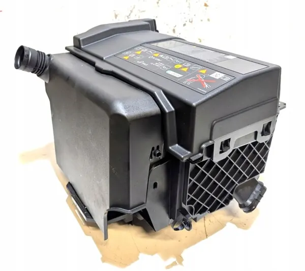 Renault OE OEM 244465684R akkulaatikko Trafic III/IV:lle image 2