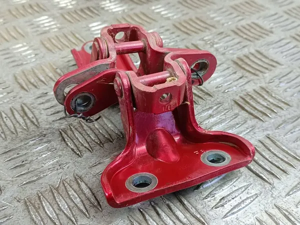 Hastes de porta traseira KIA Stinger 2020 image 3