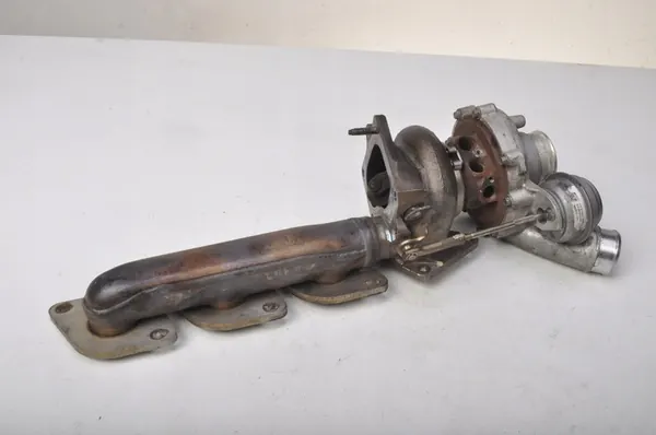 Turbo W212 E63 AMG A1570900780 image 6