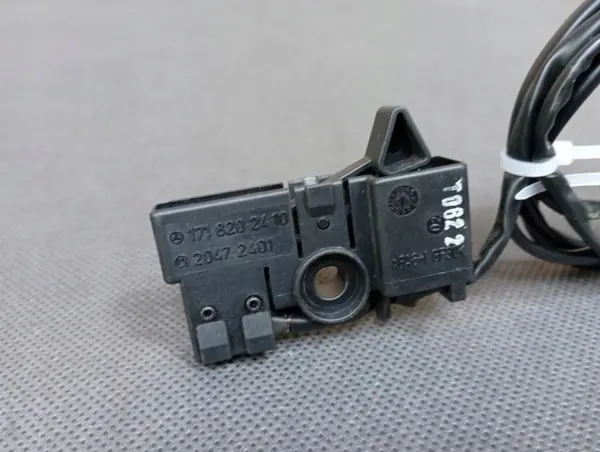 Mercedes SLK 171 Interruptor Teto OEM A1718202410 image 4