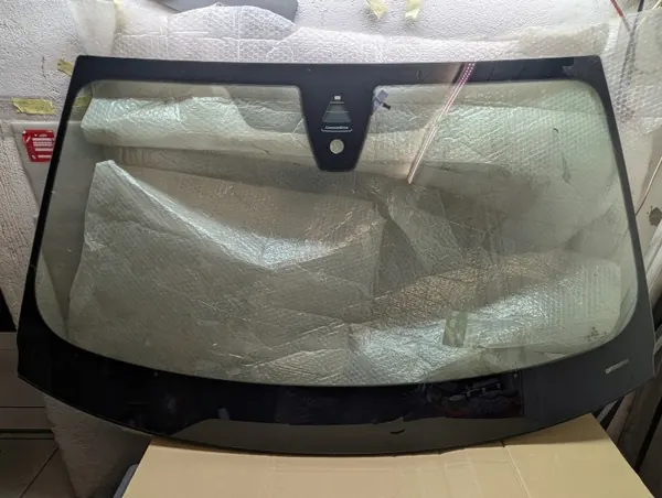 Pare-brise BMW 2 G42 OEM 8494706-09 Occasion image 2