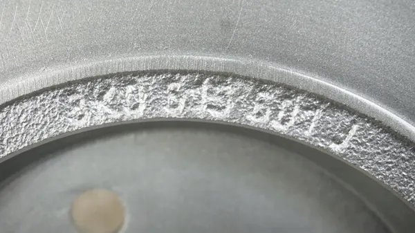 Audi A6 C7 A7 Achterremschijven en -blokken 8K0615601J image 4