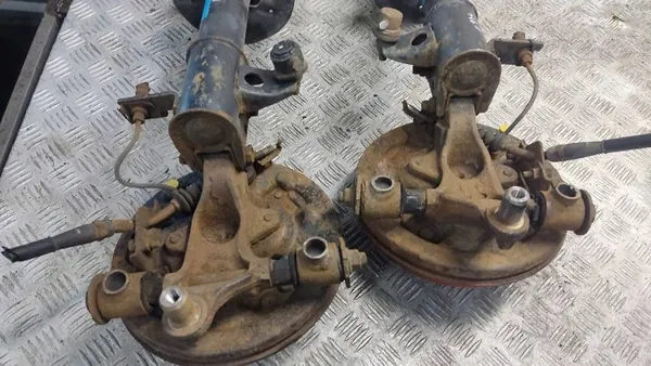 Amortecedor Traseiro Esquerdo Direito Mazda 323F BA image 4