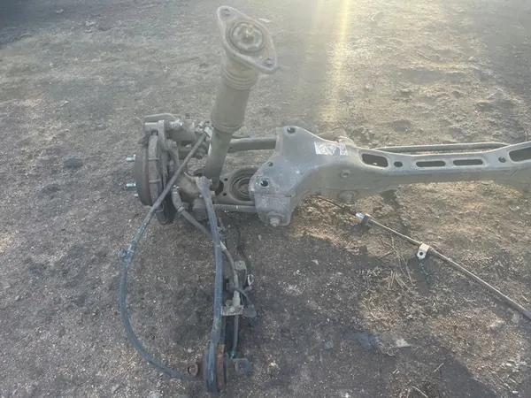 Kia Sportage III Rear Suspension 55410-3U800 image 3