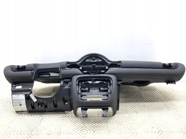 Salpicadero OEM 9305672 con airbag pasajero MINI Clubman F54 image 5