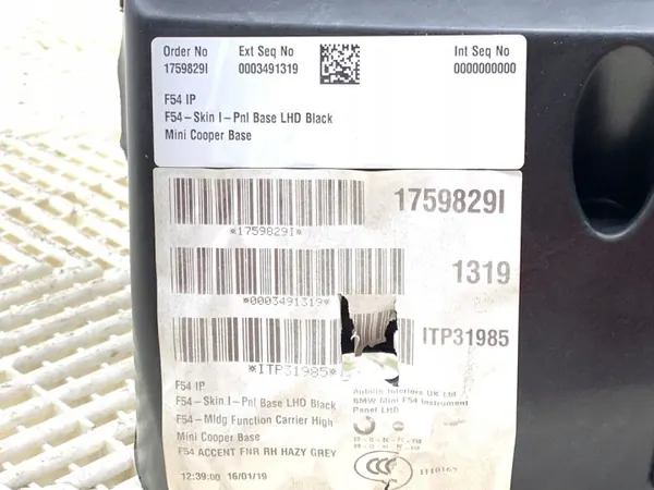Salpicadero OEM 9305672 con airbag pasajero MINI Clubman F54 image 7