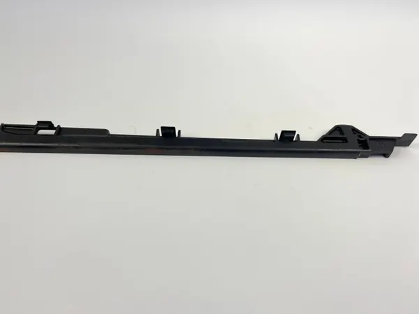 Guide de toit ouvrant droit OEM 1247820231 Mercedes image 7