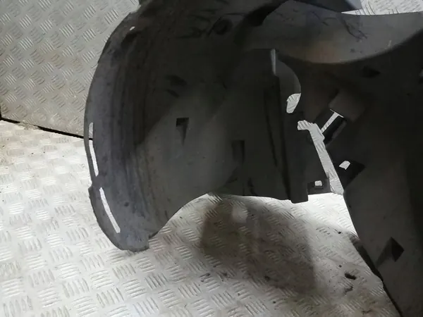 Vasen Etulokasuoja 638452323R Renault Captur I Lift image 2