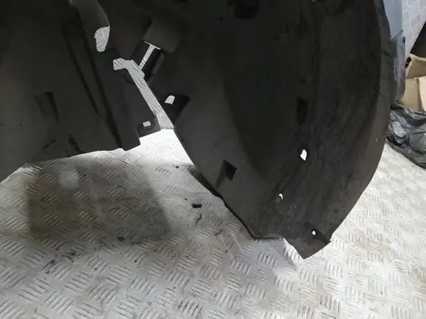 Vasen Etulokasuoja 638452323R Renault Captur I Lift image 3