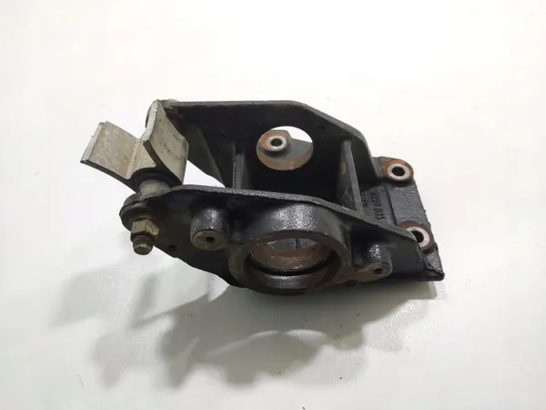 Soporte de eje trasero OEM 8200684227 Master II image 3