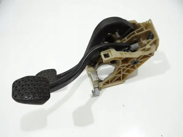 Kopplings- & Bromspedaler OEM 6759948 för BMW E60/E61 image 4
