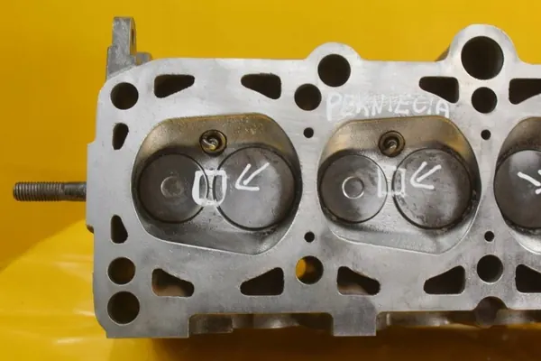 Culasse Moteur OEM 044103373D pour VW Transporter T4 image 8