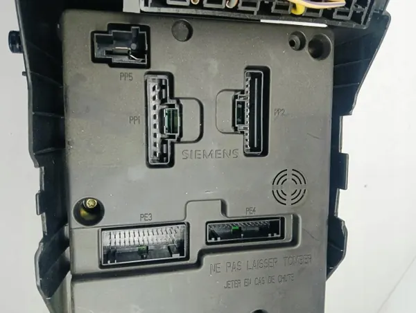 Module BSM OEM 8200029340B pour Renault Megane I image 3