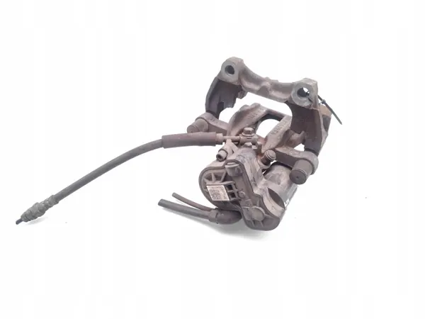 Audi A3 Bakre bromsok OEM 5R3615406 Begagnad image 2