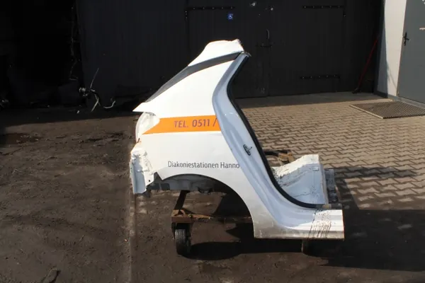 Panel cuarto trasero derecho Opel Corsa F OEM image 2