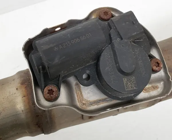 Mercedes Uitlaatdemper OEM A2134918400 Gebruikt image 4
