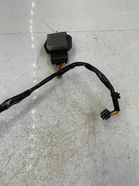 Résistance de soufflante OEM 499300-2121 Lexus ES 330 image 3