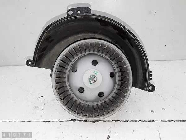 Moteur de soufflerie de chauffage Opel Astra 2006 52407543 image 2