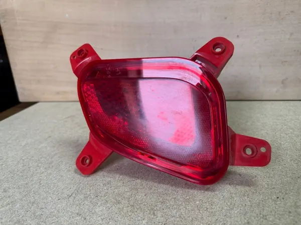 Hyundai I10 III takapuskurivalo vasen OEM 92405-K7000 image 3