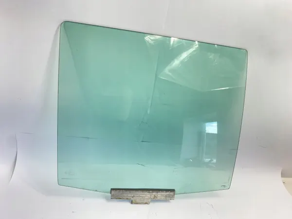Vitre Portière Arrière Droite Mercedes W124 OEM SDV08657 image 2