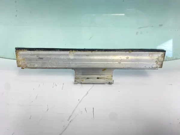 Vitre Portière Arrière Droite Mercedes W124 OEM SDV08657 image 10